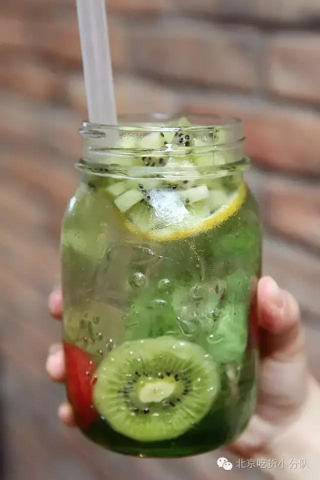 这么“村”的店，居然敢开在三里屯……