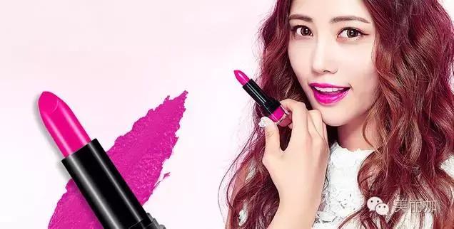口红用了就脱皮,什么样的口红适合皮肤暗黄