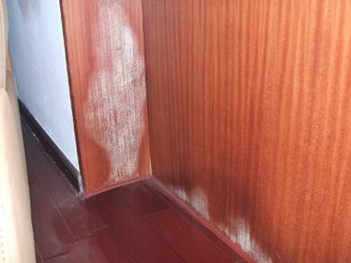 装修门套受潮发胀怎么维修,在装修门套时需要注意什么