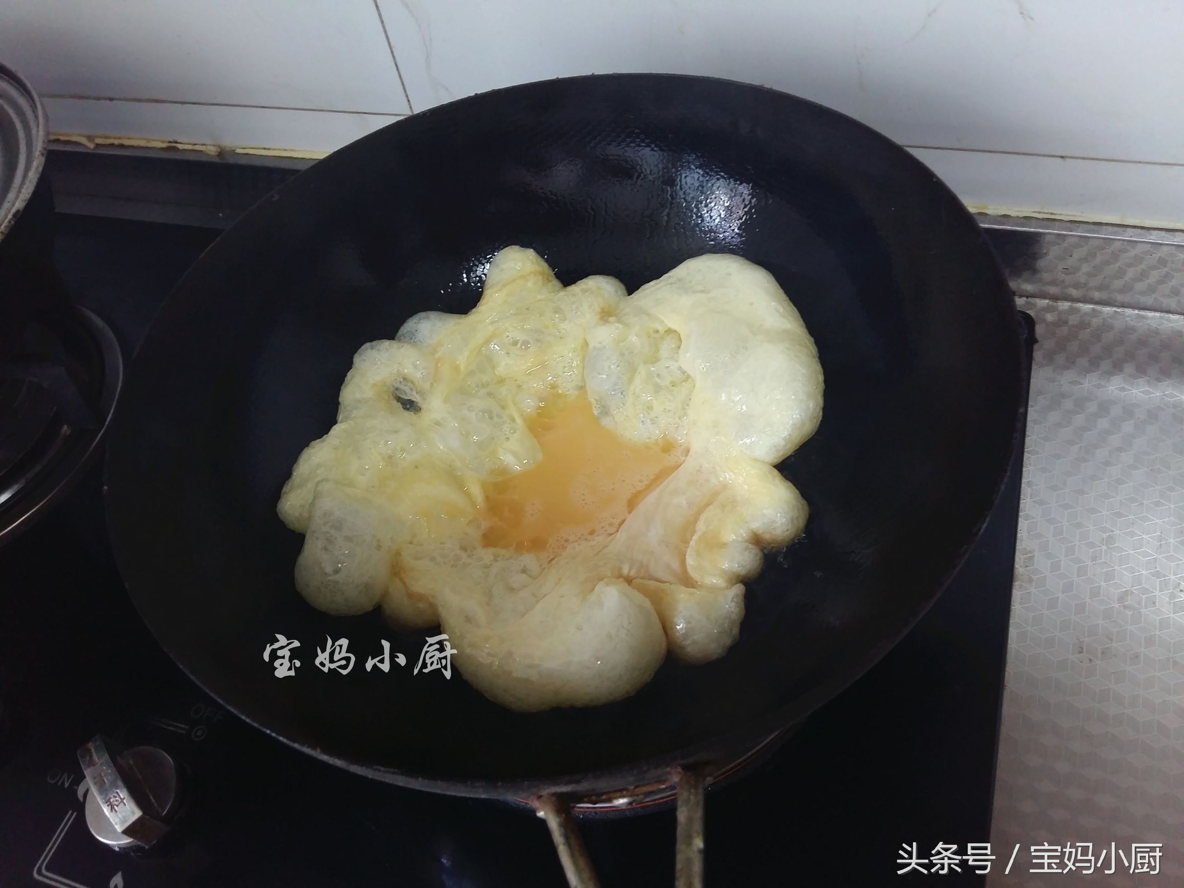 这才是真正的下饭菜做法,分享一道秋葵最营养最美味的做法