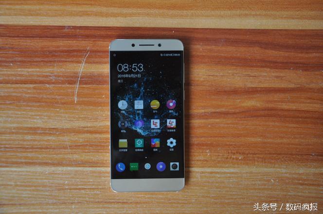 性价比最高的真我手机,乐pro3发布会