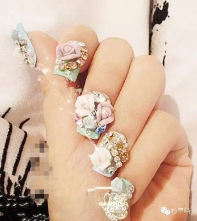这几款仙系指甲油夏季不要错过,显白又酷的指甲油