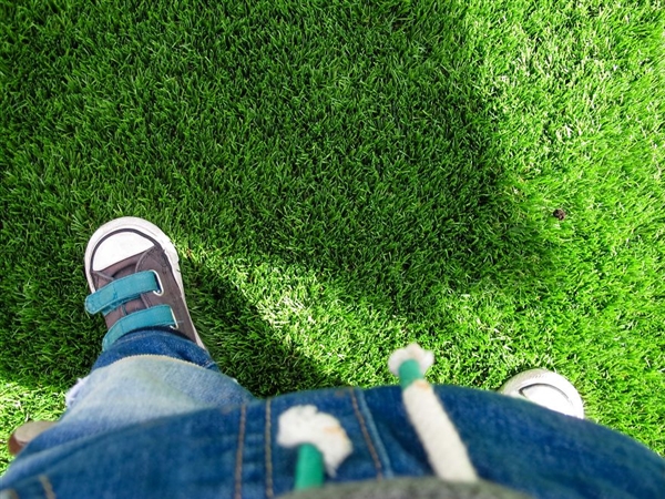 摄影师2岁宝宝拍照,最小年纪摄影师