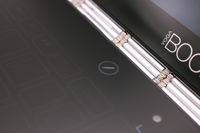 联想把30多年的笔记本键盘颠覆了,取消按键还能在上面画画