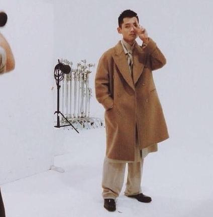 张继科戴80万手表,张继科豪车名表