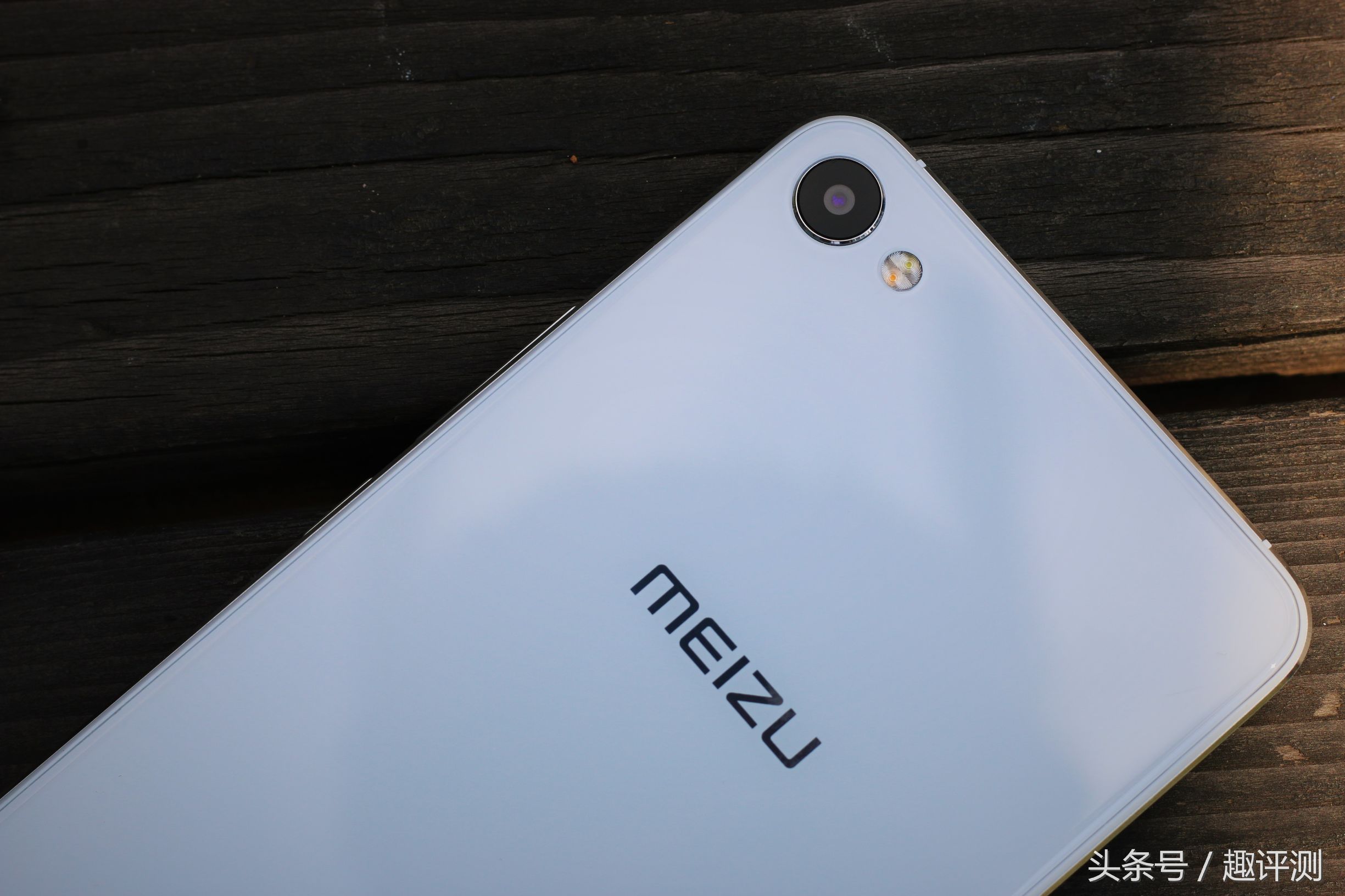 魅族u20和魅蓝5,魅族u20跟魅蓝6