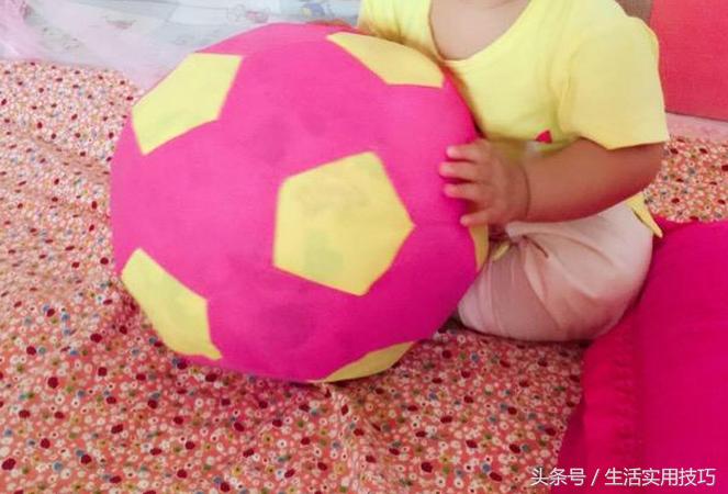 废物利用足球手工,废物利用制作足球衣服