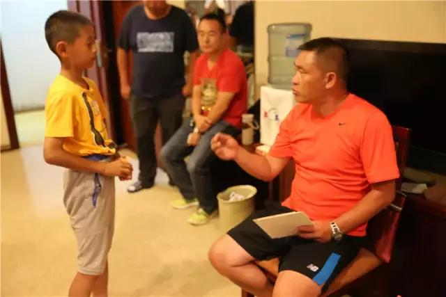 绿茵场上的追梦少年,绿茵场上追梦人