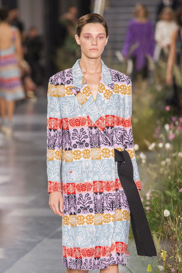 失误时装秀,伦敦时装周失误集锦