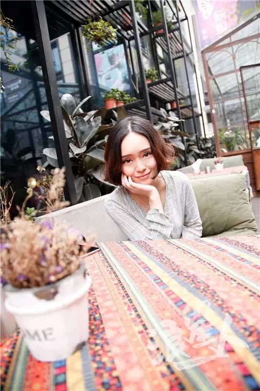 90年代重庆妹,90后重庆妹子