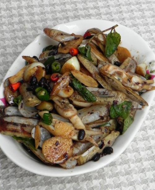 去壳竹节蛏子的正确方法,竹节蛏子的正确吃法图解