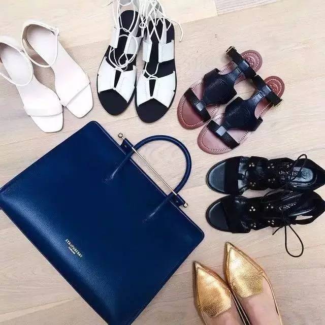 閫傚悎鏃ュ父鑳岀殑澶х墝鍖呭寘,閫傚悎20澶氬瞾濂崇敓鑳岀殑杞诲ア鍖呭寘