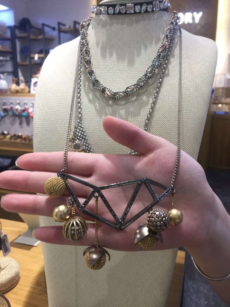 流行韩国饰品,韩国时尚潮流轻奢饰品