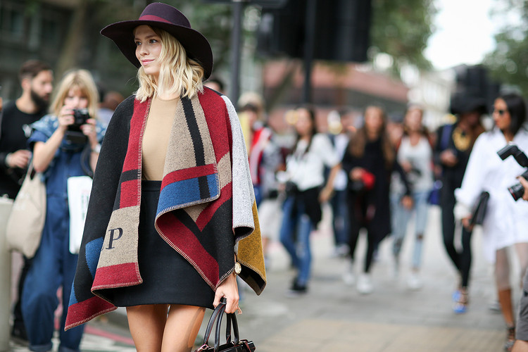 显瘦的秋季披肩,显气质的秋披肩