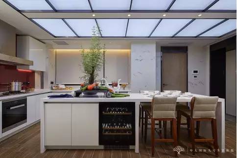 重划西北富人的居住格局，也就它敢这样说