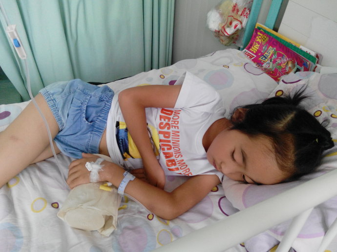 儿童头上有头虱怎么弄死它,儿童头虱产生的原因