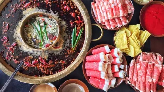 济南美食攻略--泥嚎！你被逮捕在佛山街美食犯罪现场！