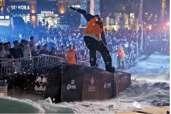 瀵岄緳鍥涘灏忛晣浜戠涔嬪,瀵岄緳鍥涘灏忛晣