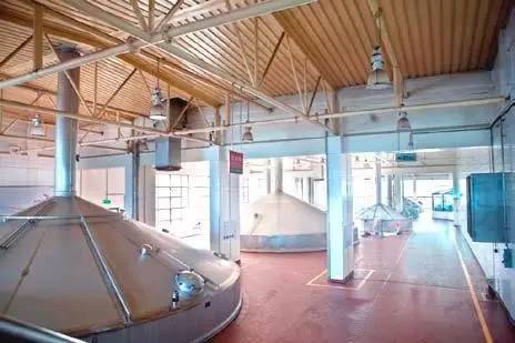 现代化酿造系统让啤酒口味众口不再难调!