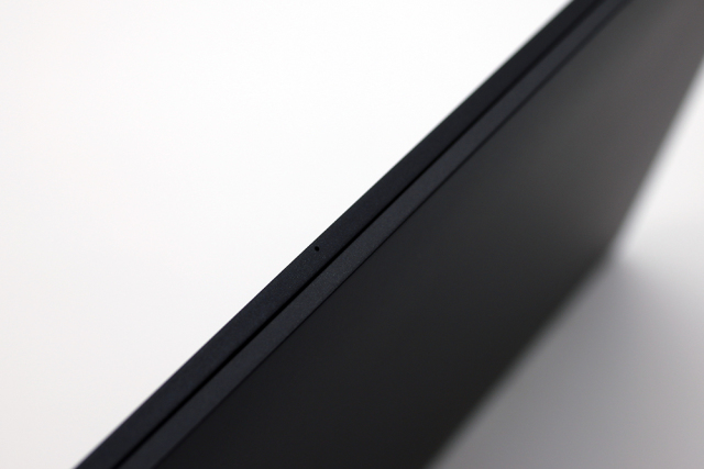 联想把30多年的笔记本键盘颠覆了,取消按键还能在上面画画