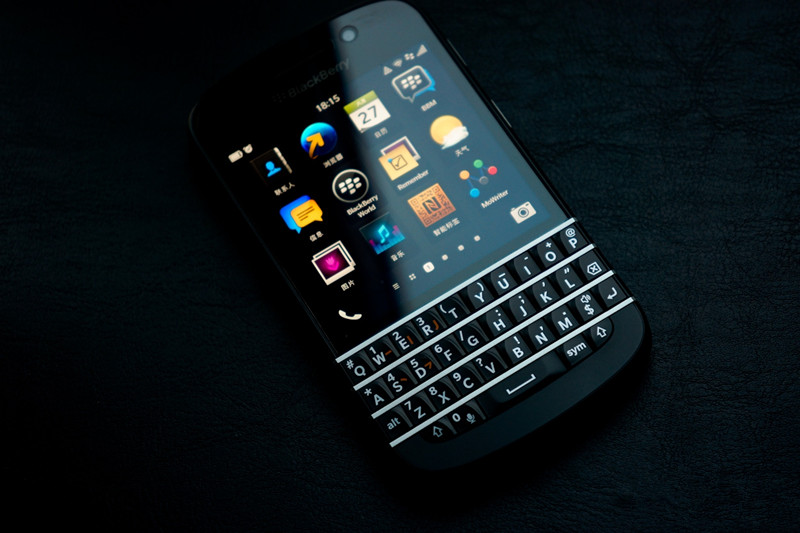 想知道大家现在用什么手机,大家都喜欢用什么手机