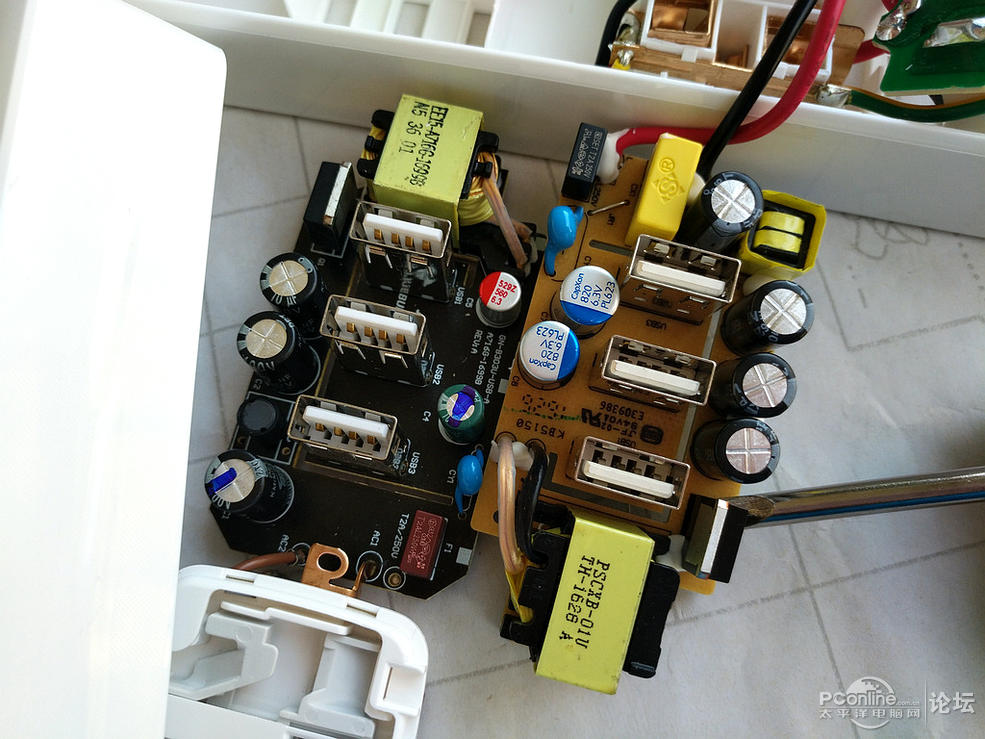 公牛智能插座2代拆解,公牛和爱国者插座拆解对比