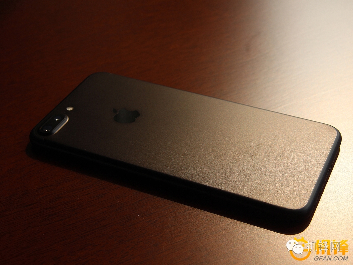 苹果7plus开箱全新亮黑色,iphone7plus开箱磨砂黑