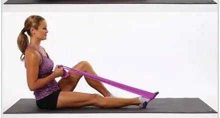 跑步脚踝扭伤怎么消肿化瘀,脚踝扭伤跑步技巧