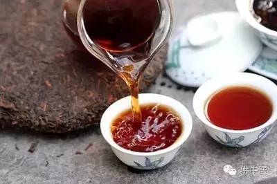 十种适合秋天喝的茶,夏末秋初喝茶喝什么茶最好