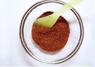 怎么制作美白祛痘面膜,自制美白祛痘保湿面膜