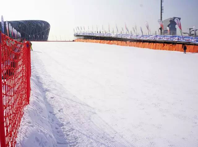 北京鸟巢滑雪场门票,鸟巢冰雪嘉年华滑雪场