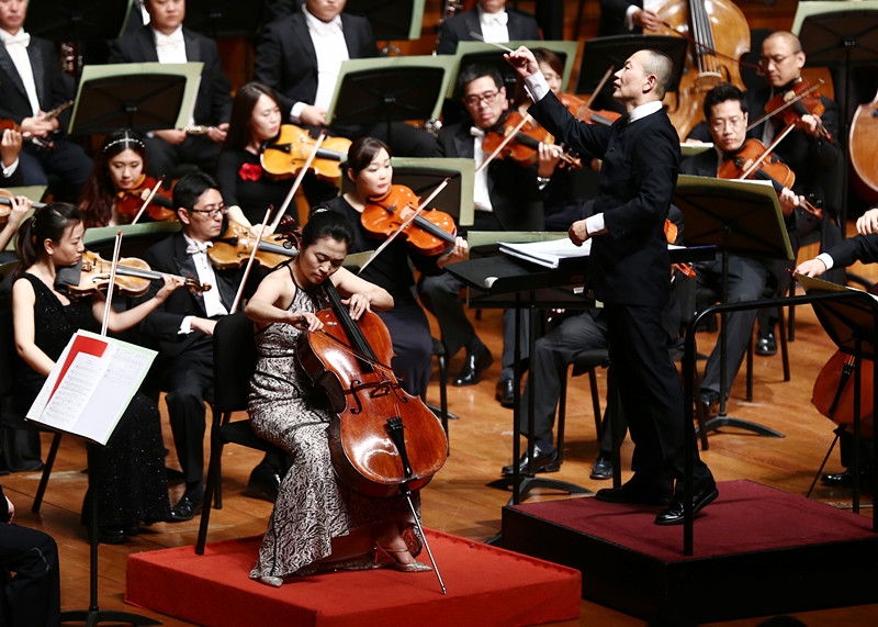 谭盾执棒国交上演世界经典多媒体音乐会