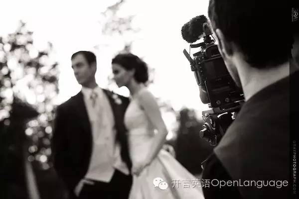 美国人的婚礼仪式,美国人春节习俗