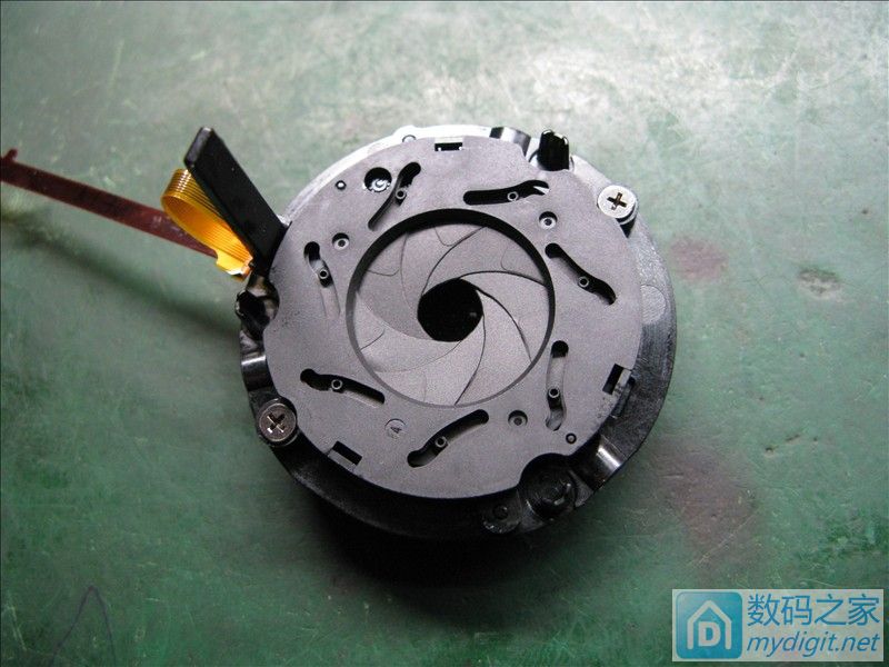 佳能55-250stm更换光圈排线,佳能75-300拆修