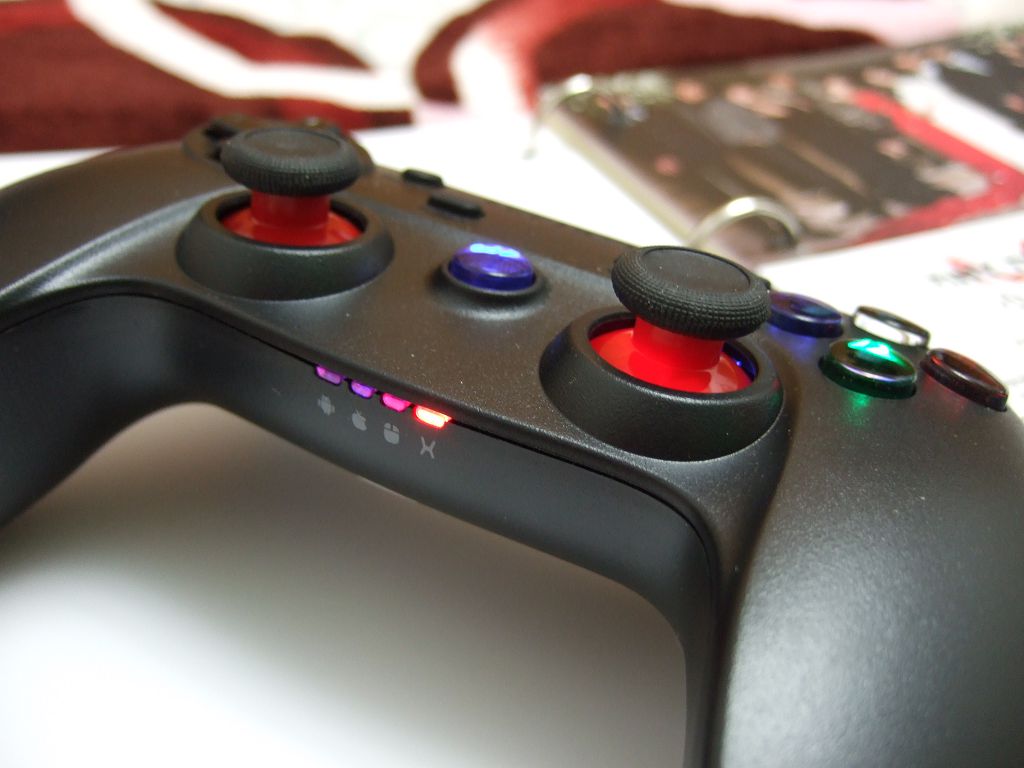 盖世小鸡手柄三代豪华版,盖世小鸡GamesirX2游戏手柄测评