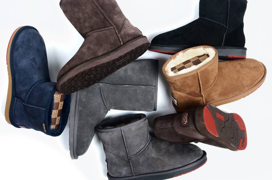 适合小个子冬天穿的雪地靴,腿短穿马丁靴还是雪地靴