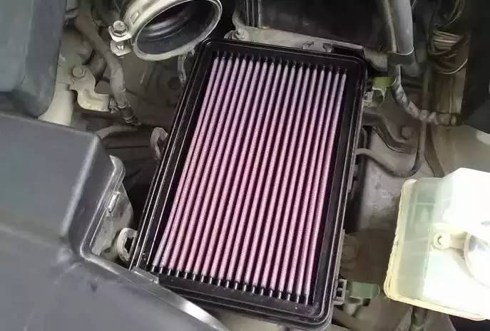 发动机口罩如何安装,发动机空气滤芯与口罩