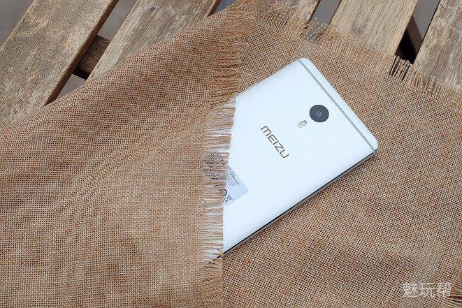 魅蓝max手机详细参数,魅蓝max边框拆解