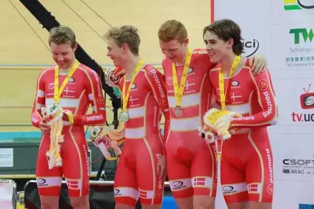 香港场地世界杯拾遗DIAO炸天连体骑行服巡礼