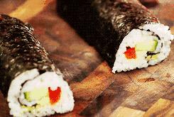 海苔和紫菜都是海藻吗,海苔紫菜海带是一样的东西吗