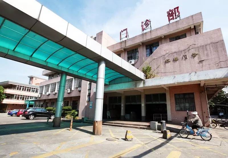 再看一眼！让我们道别守护东莞128年的“红楼”