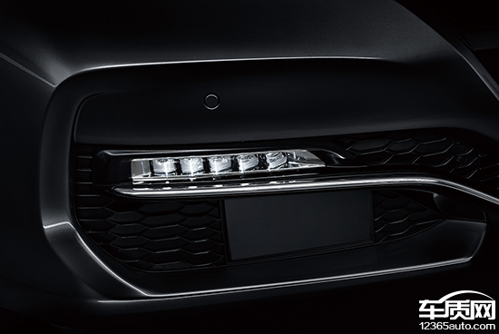 雅阁混动对比亚洲龙双擎试驾视频,雅阁2022款混动幻夜锐智版试驾