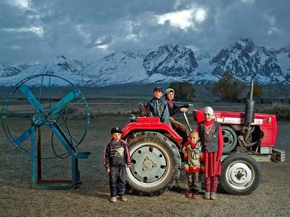 看头条后天就能从克拉玛依坐火车到喀什啦！