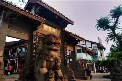 南锣鼓巷就是一条巷吗,南锣鼓巷的特别之处