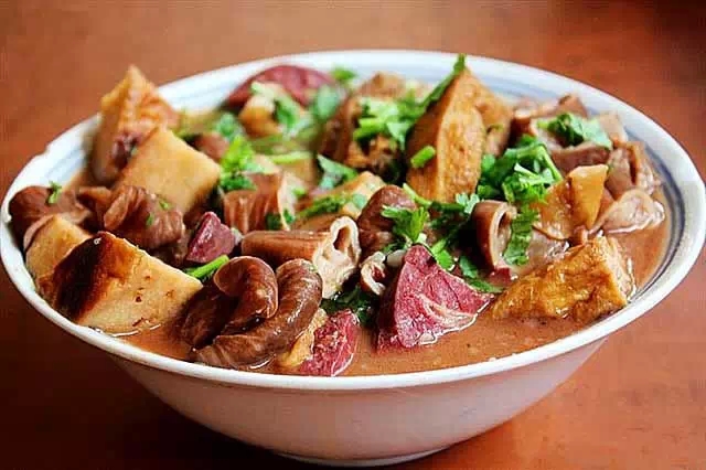 北京名小吃卤煮有哪些,北京小吃卤煮火烧的正宗做法