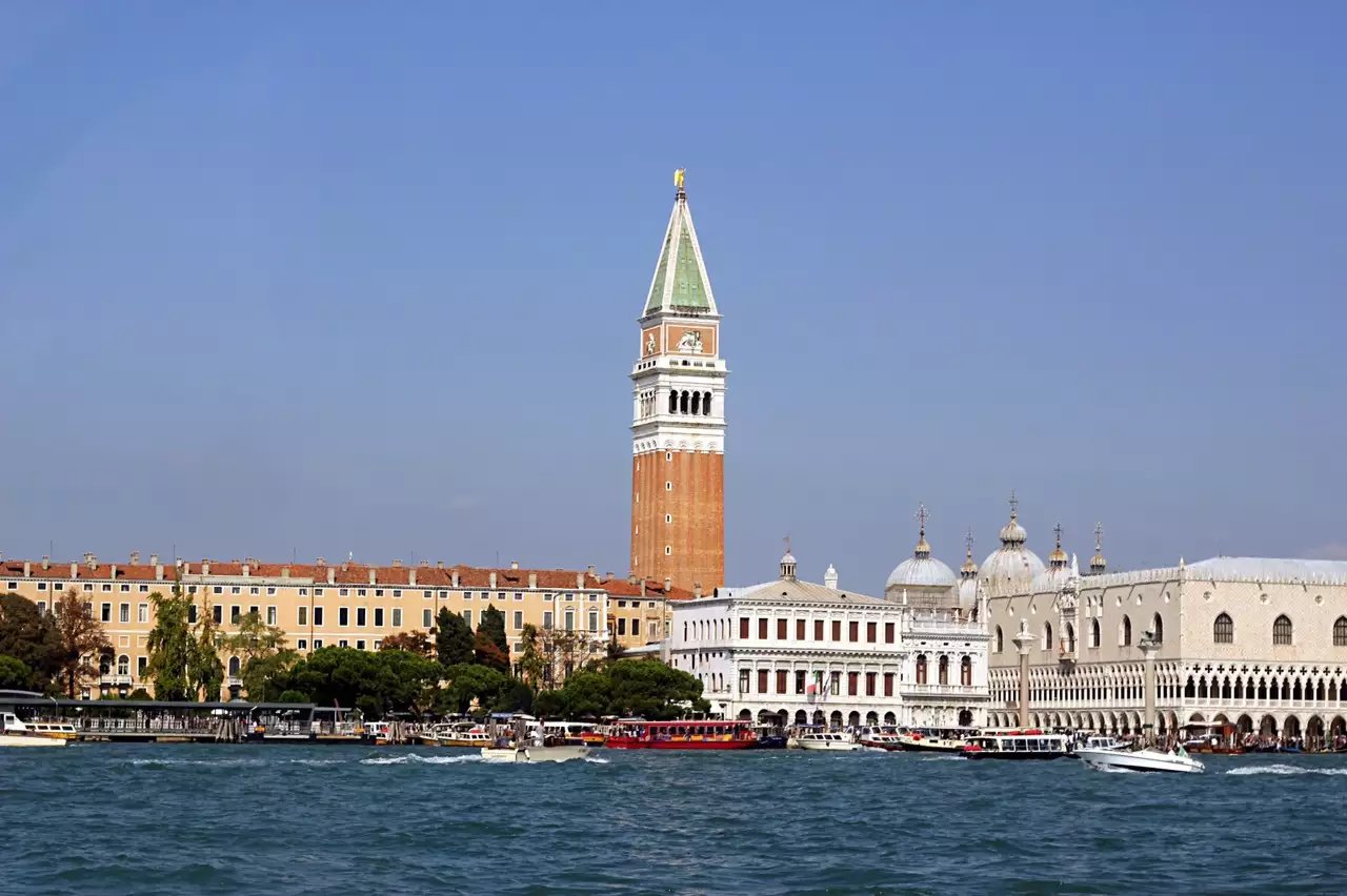 蓝瘦香菇在这里视频,蓝瘦香菇在法国