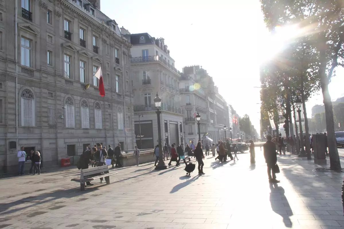 蓝瘦香菇在这里视频,蓝瘦香菇在法国