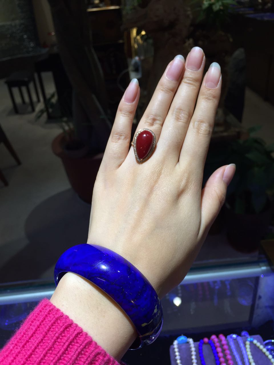 青金石珠宝值得买吗,青金石的珠宝怎么样