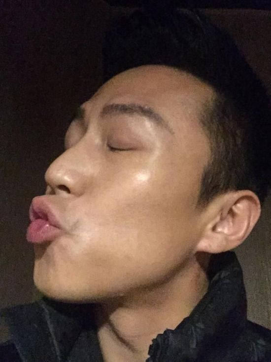 自拍嘟嘴教程,自拍嘟嘴的正确方法