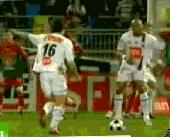 卡洛斯经典任意球法国,十大经典任意球卡洛斯只排第二